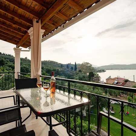 Hébergement de vacances Armonia Chlomos